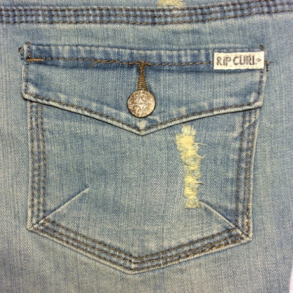 Juniors Size 7 Rip Curl Faded Jean Cut off Shorts - Picture 7 of 8